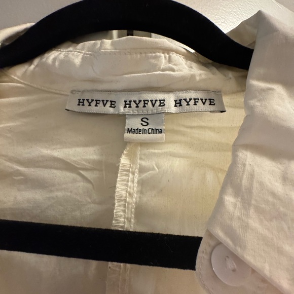 Ivory Button-Front dress - Picture 3 of 3